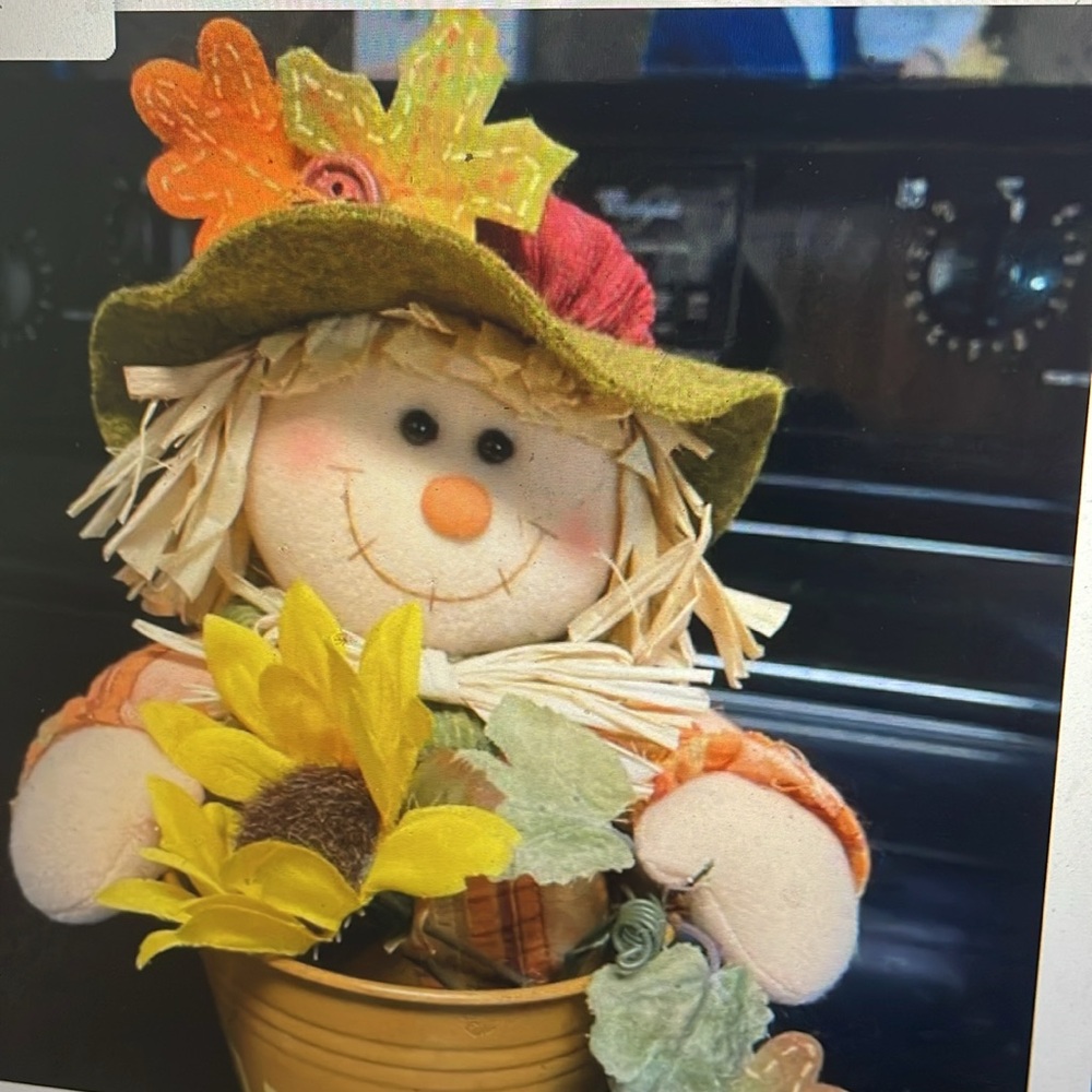 Fall Welcome Harvest Scarecrow decor